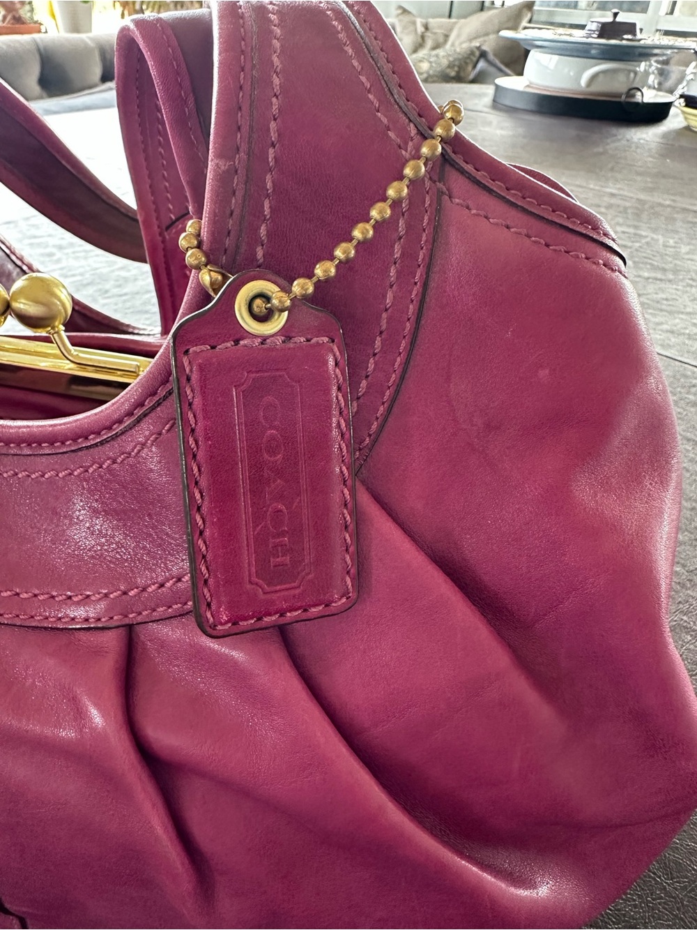 Coach Magenta Leather Kiss-Lock Satchel with Gold Hardware - Picture 2 of 7